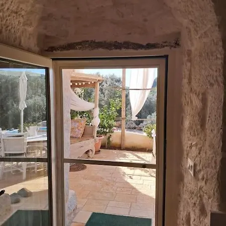 Nyaraló Conibianchi Trulli